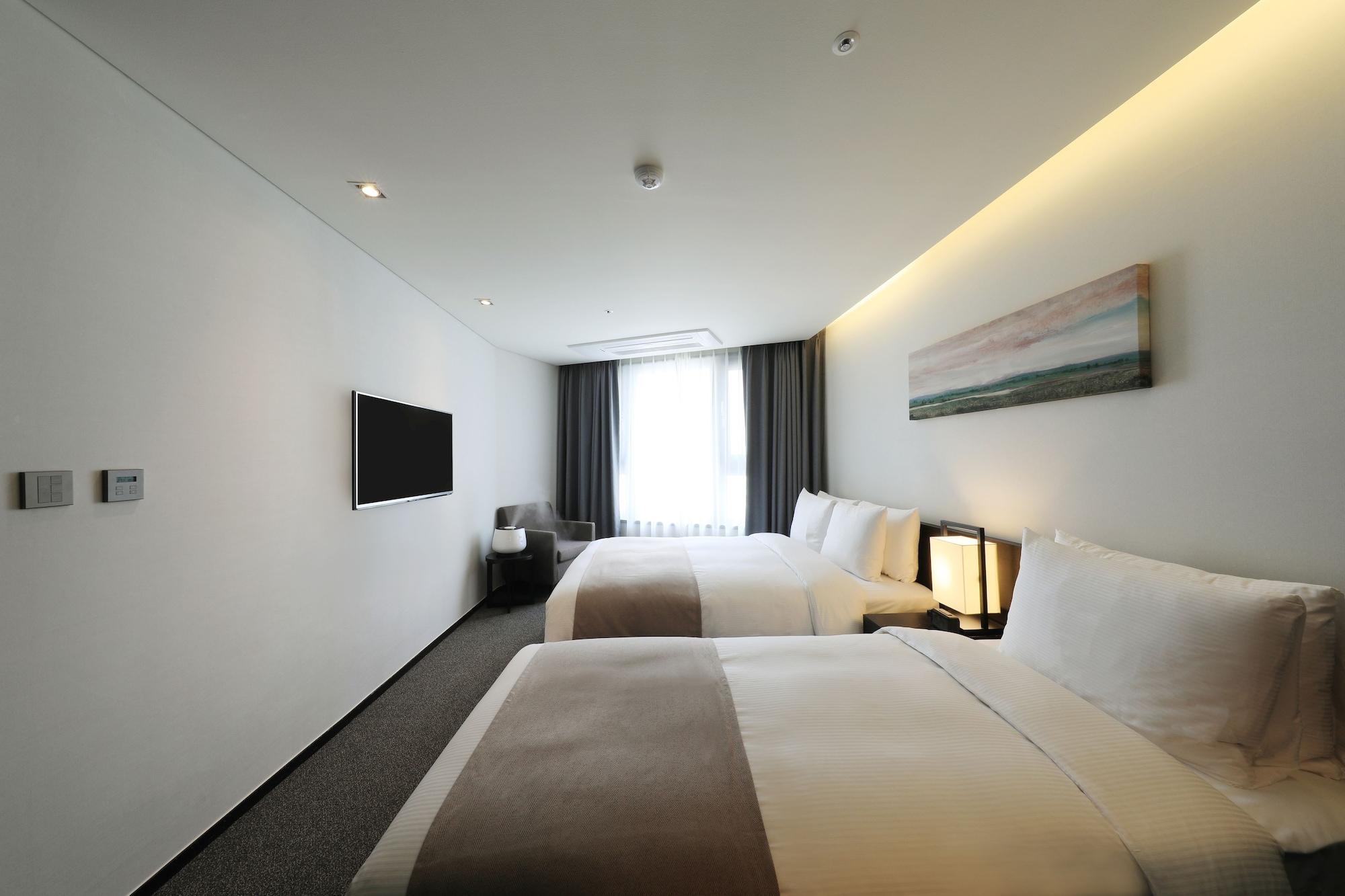 Ramada Encore By Wyndham Magok 3*