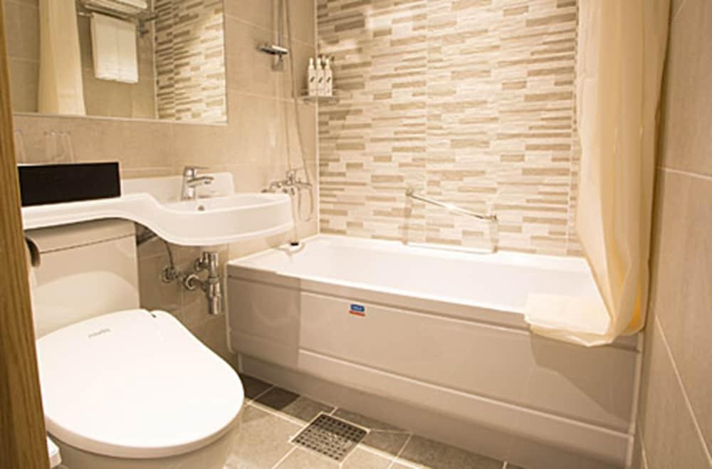 Dormy Express Insadong Hotel 3*