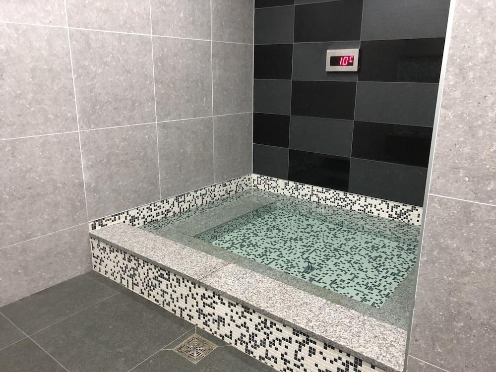 Dormy Express Insadong Hotel 3*