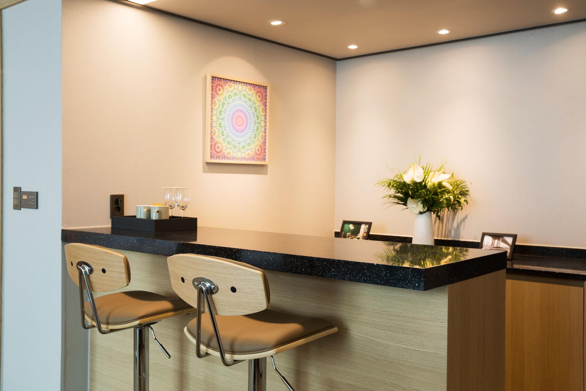 Hotel Orakai Cheonggyesan Hotel, Bw Premier Collection Seoul