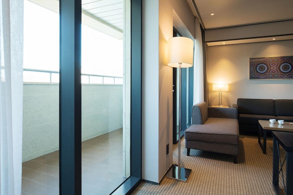 Orakai Cheonggyesan Hotel, Bw Premier Collection Hotel Seoul