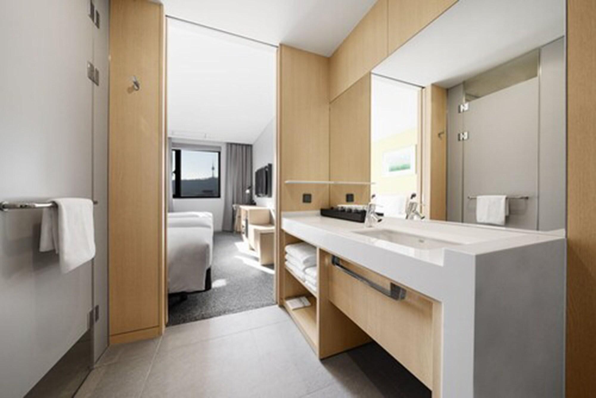 Hotel Nine Tree By Parnas Dongdaemun Seoul