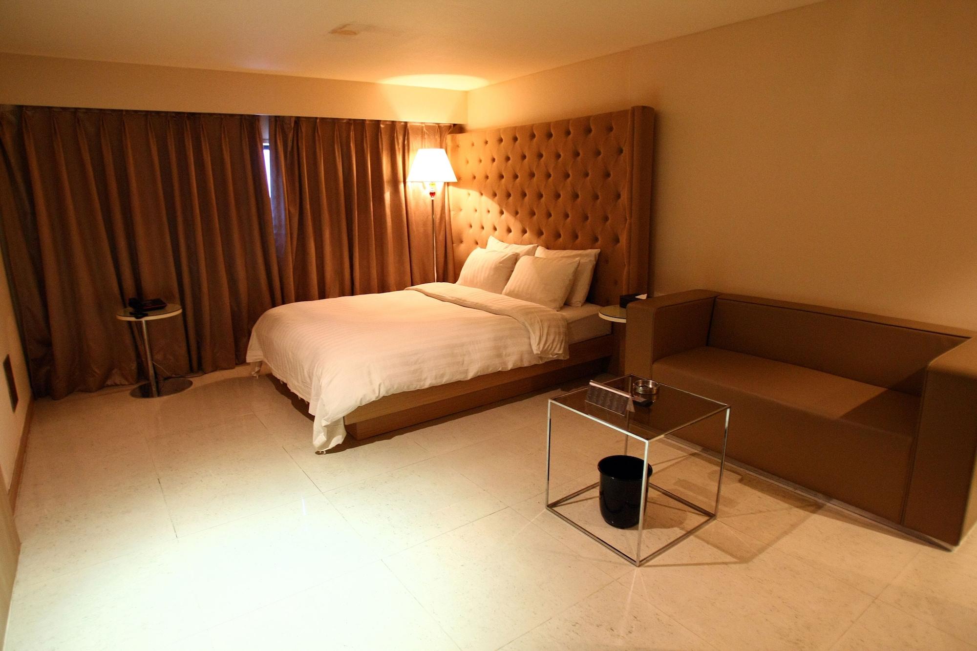 The California Seocho 3* Seul
