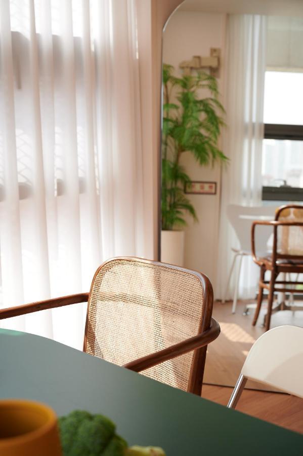 Wave Family Suite #1 * Seoul