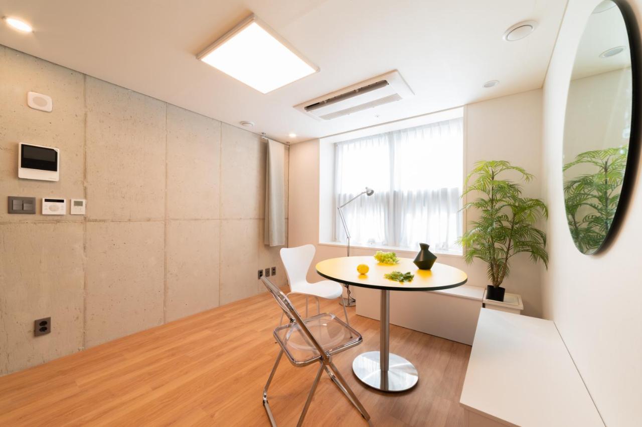 Wave Family Suite #1 Seoul
