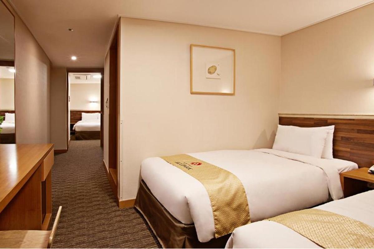 Hotel Skypark Myeongdong 1 3*