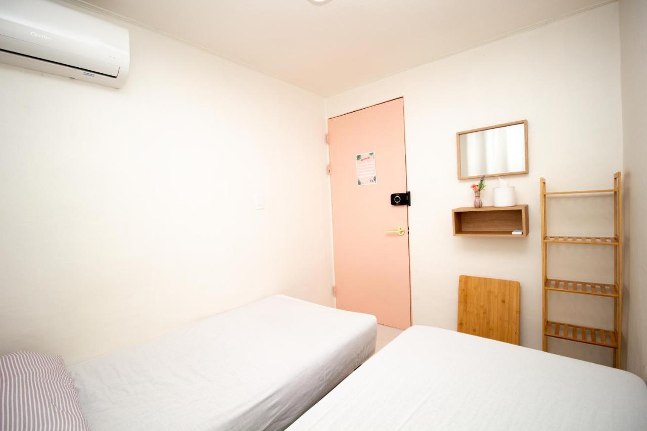 Yab-guesthouse, Femaleonly, Foreignonly