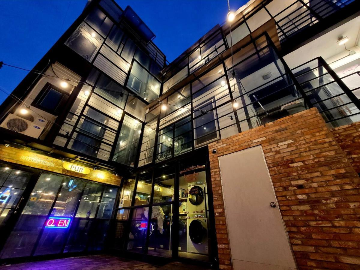 Hostel Inno & Pub Lounge Hongdae Seoul