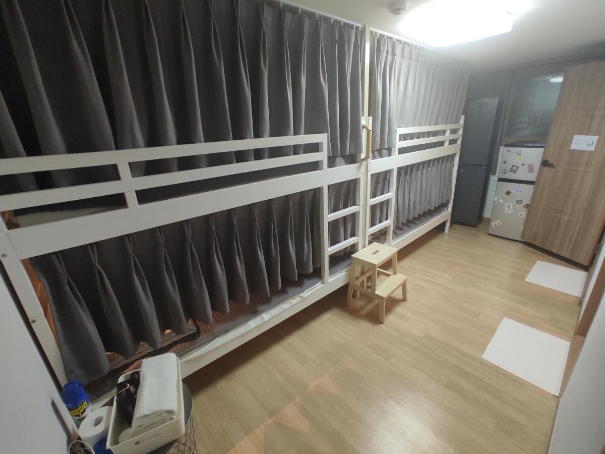 Y's House Guest house 2*