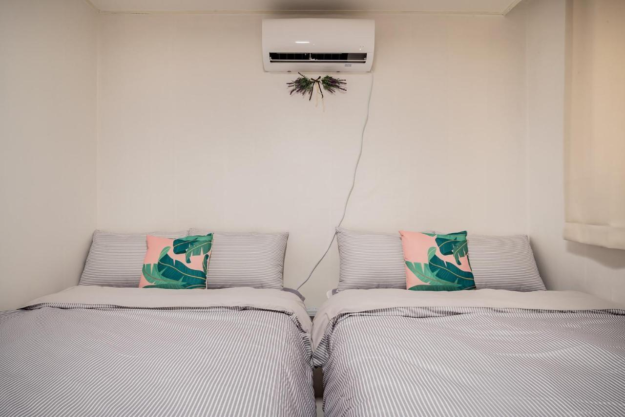 Yab-guesthouse, Femaleonly, Foreignonly Guest house