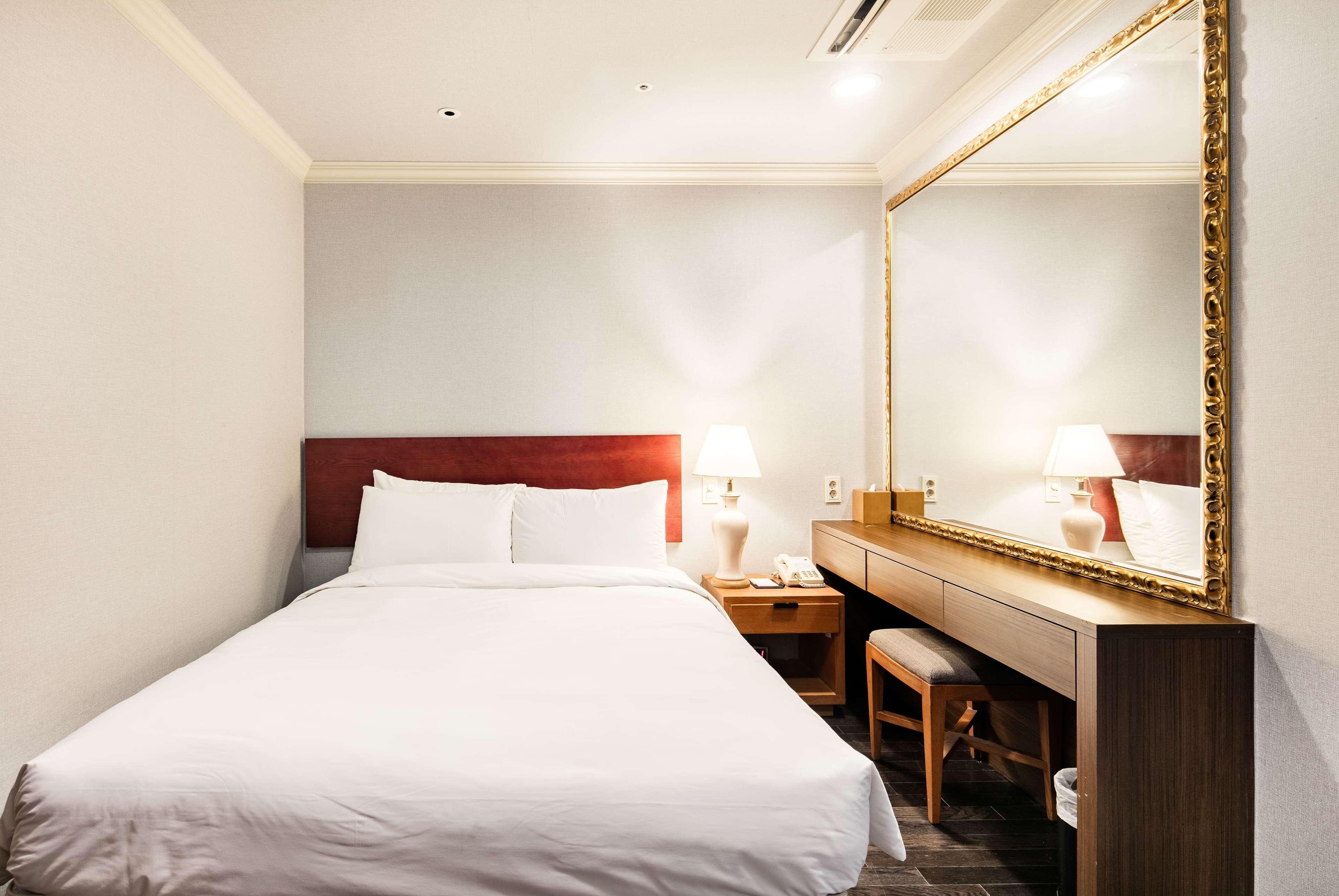 Ramada And Namdaemun Hotel Seoul
