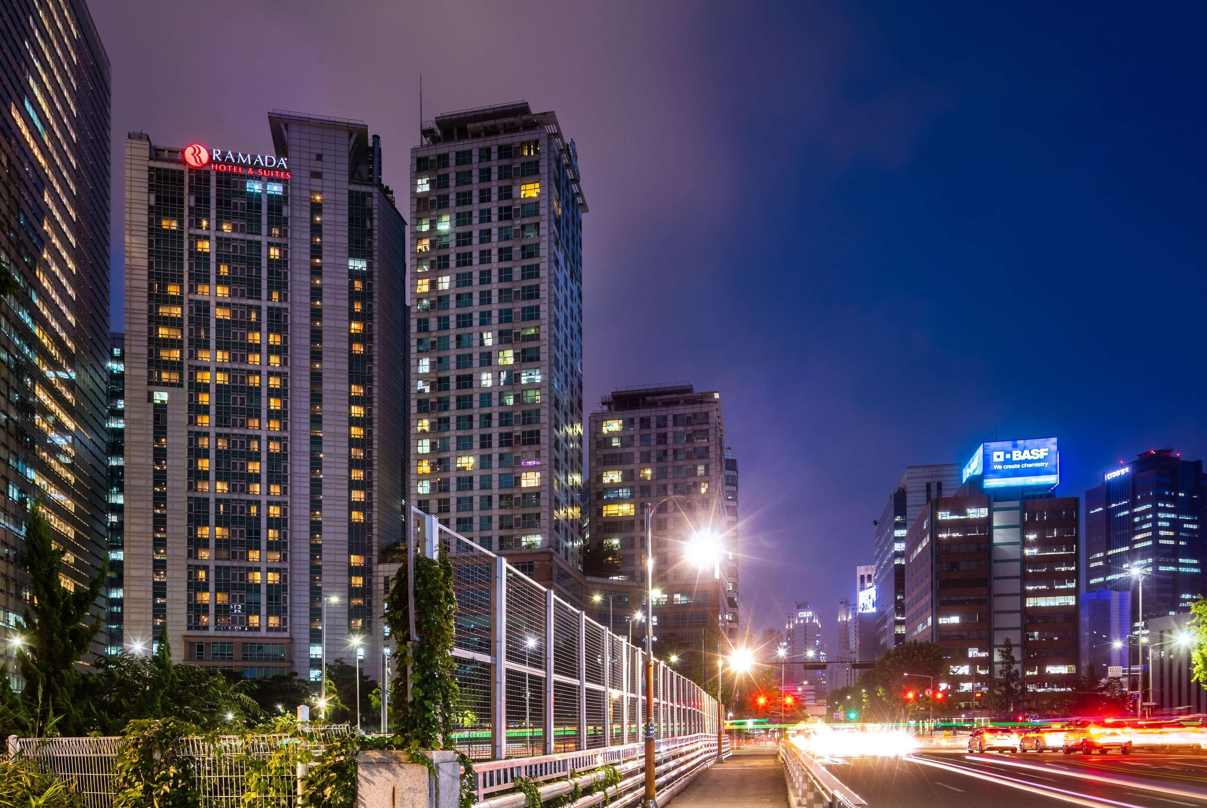 Ramada And Namdaemun Seoul