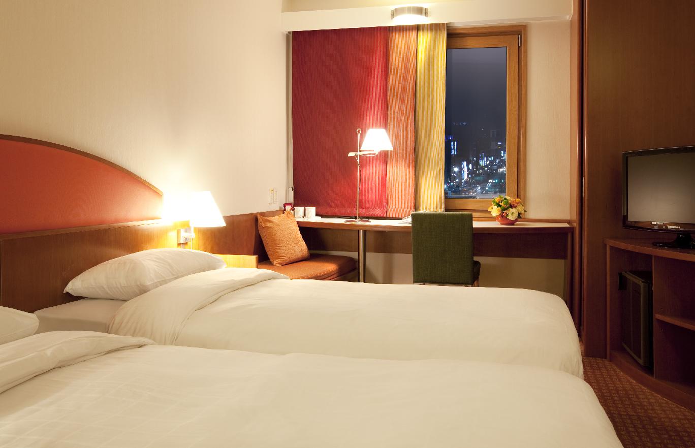 Hotel Ibis Styles Ambassador Gangnam 3*