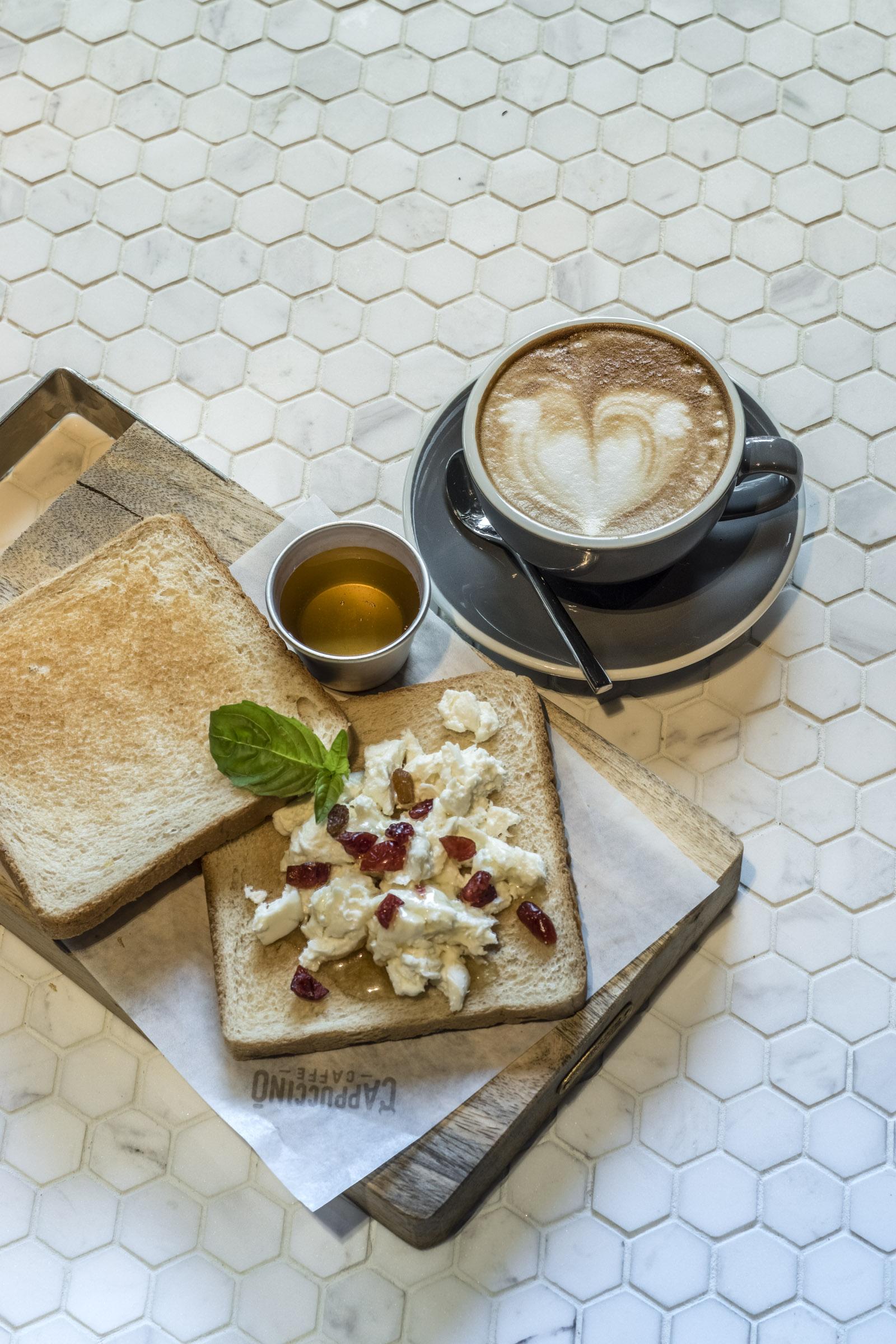Cappuccino Hotel 3*