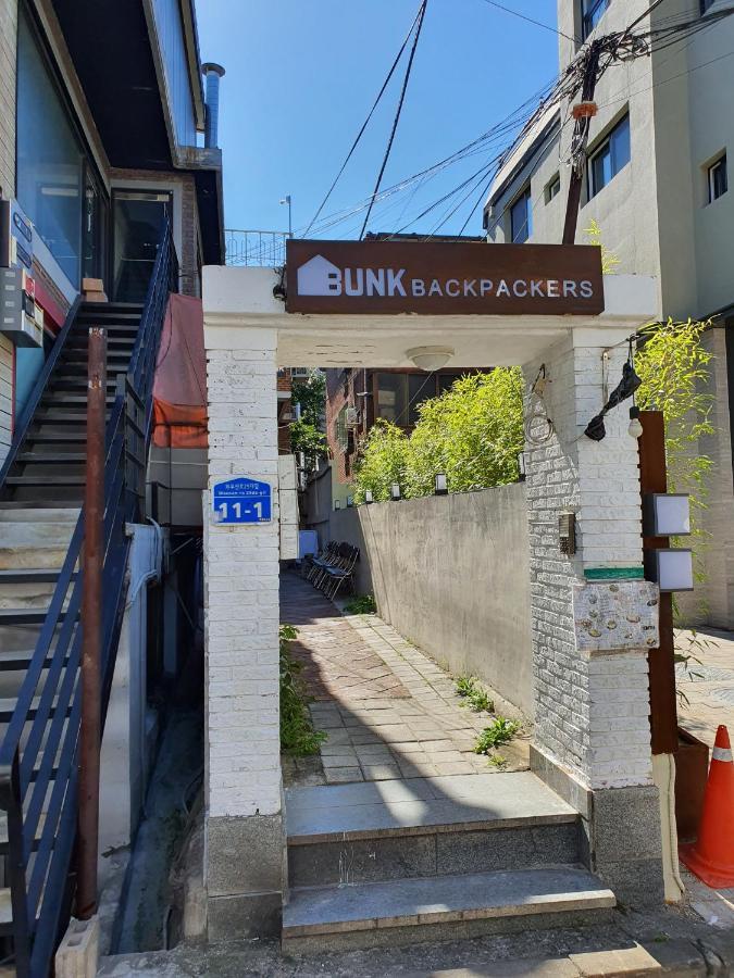 Bunk Backpackers