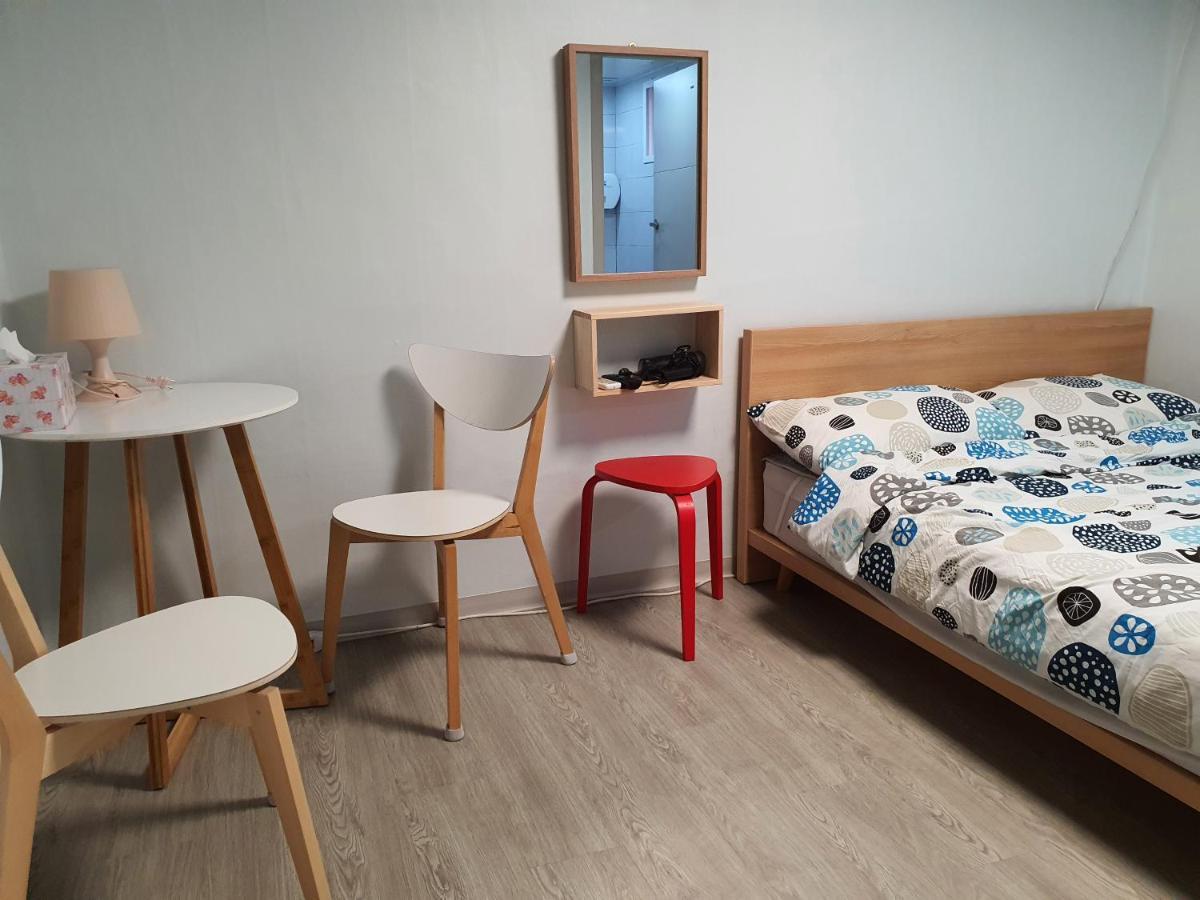 Bunk Backpackers Guest house