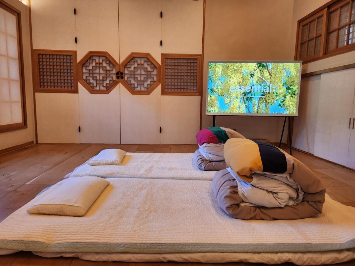 Iriru Luxury Hanok - Eunpyung Hanok Village