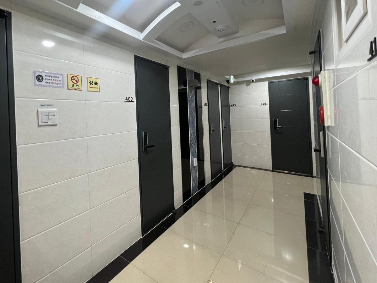 Arte Premium Oneroomtel Myeongdong Aparthotel