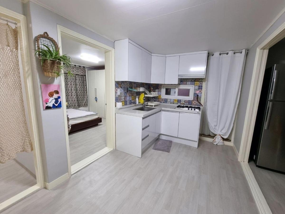Apartment Northwestern Of A Quiet And Spacious House *