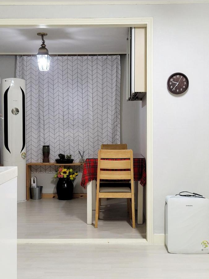 Northwestern Of A Quiet And Spacious House Seoul