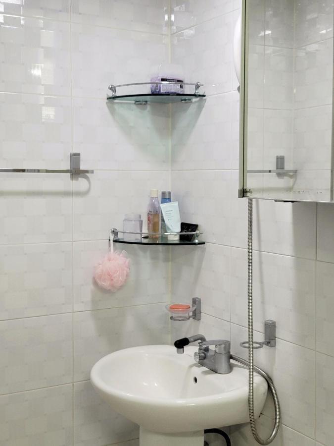 Northwestern Of A Quiet And Spacious House * Seoul