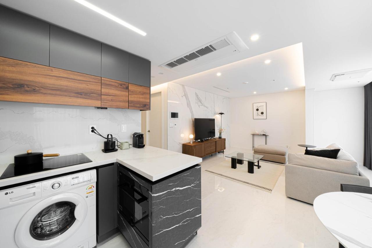Apartment Le Collective Gangnam Sac Signity