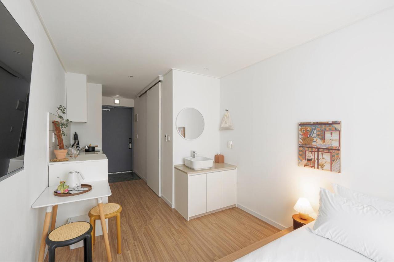 Apartment Urbanstay Boutique Ikseon Seoul