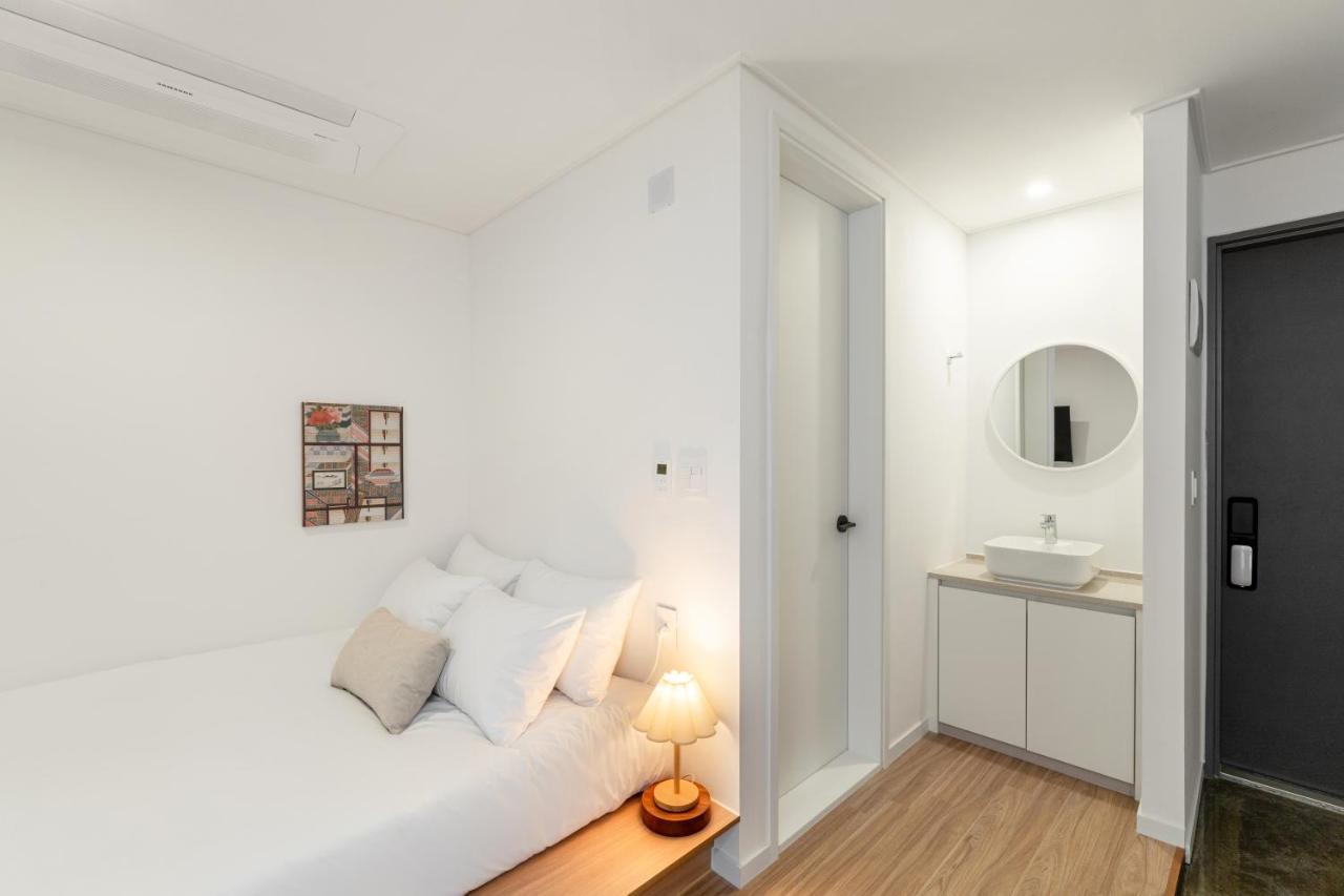 Urbanstay Boutique Ikseon Apartment