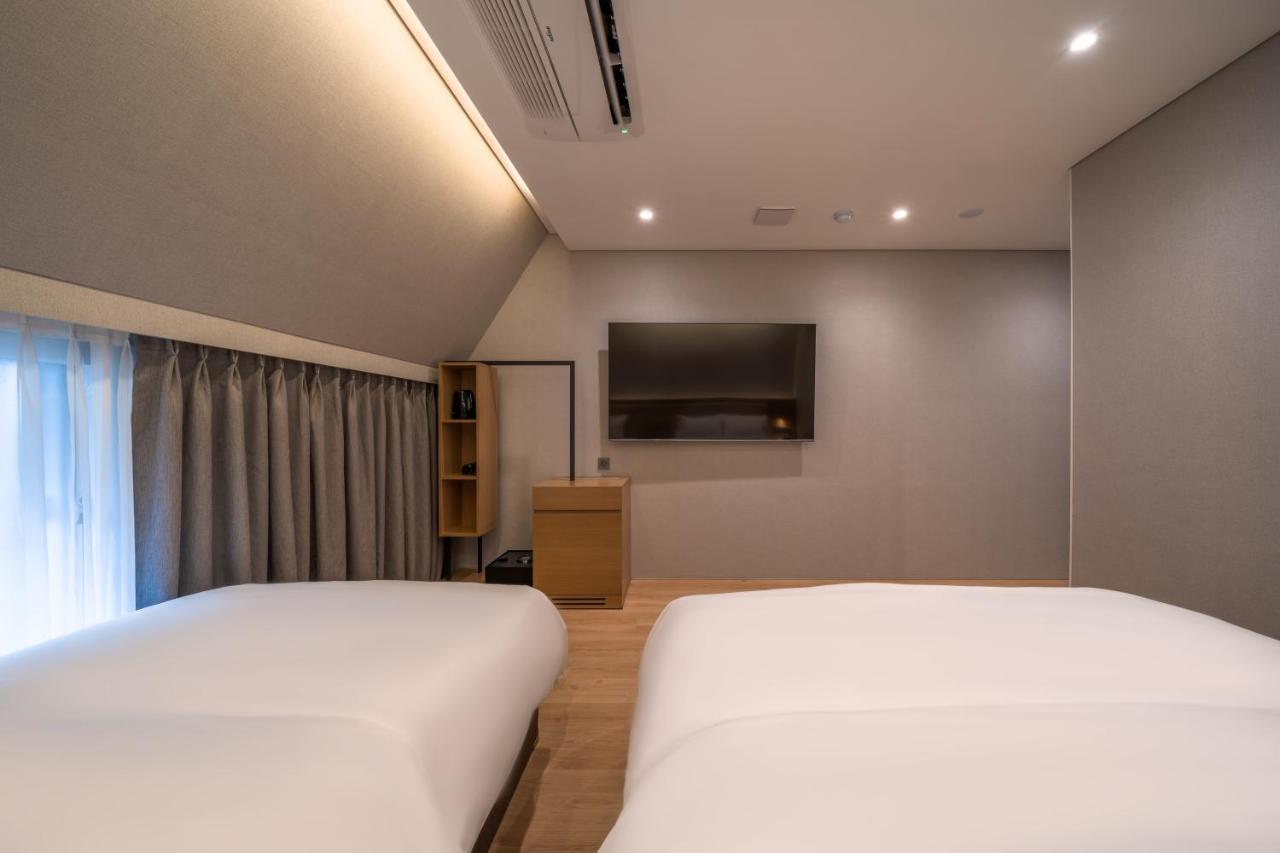 Hotel Comfort Yeouido