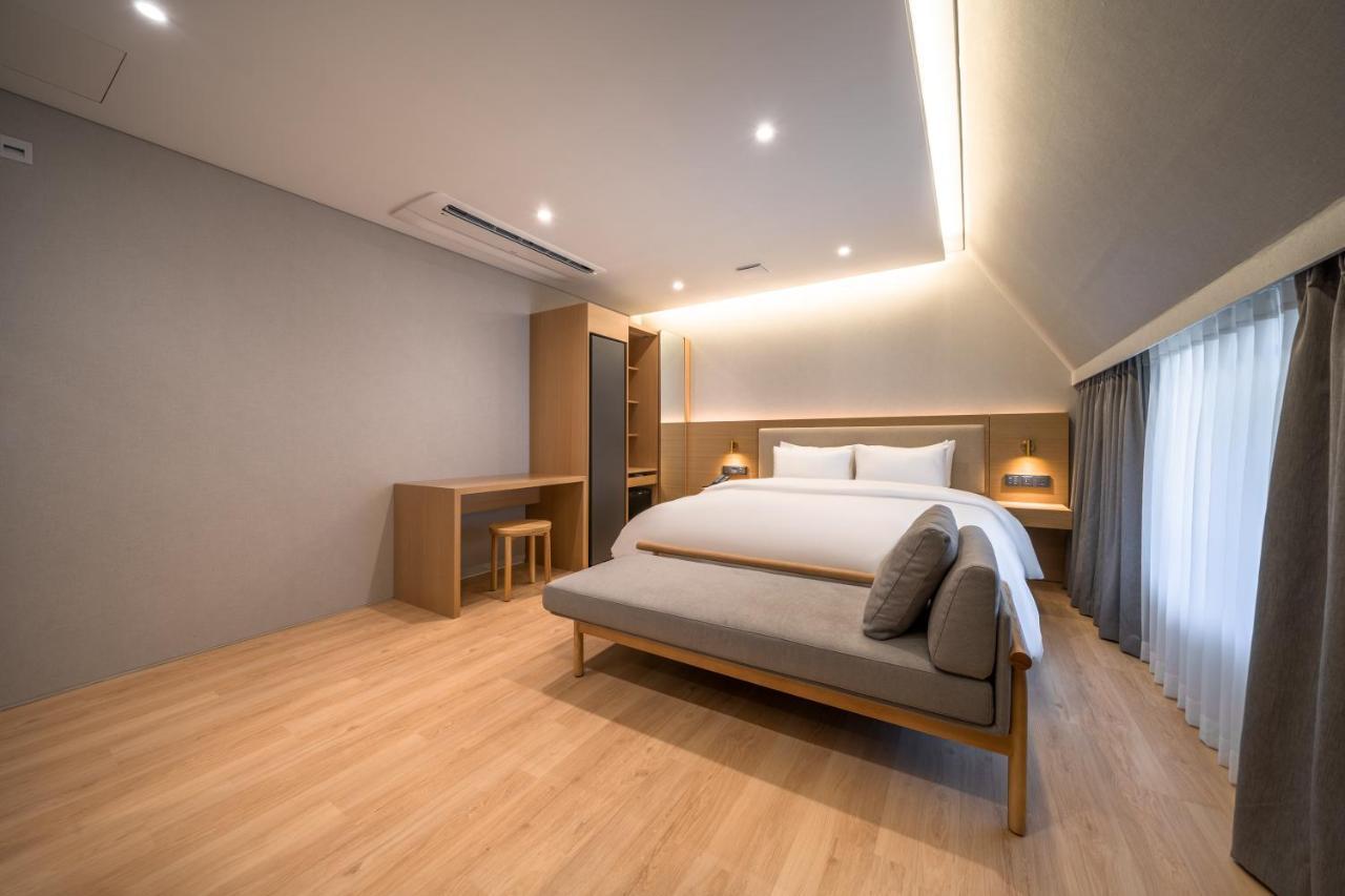 Comfort Yeouido Hotel