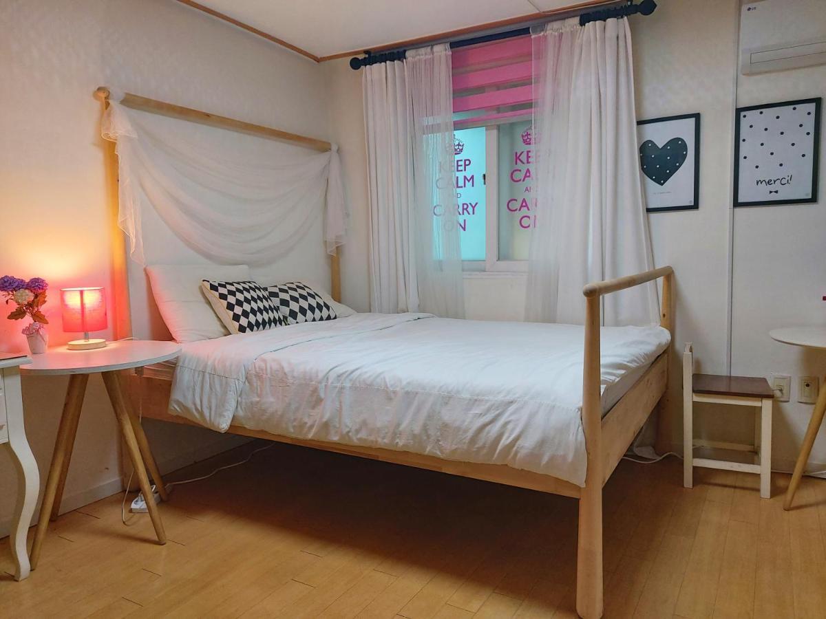 Guest house River &
