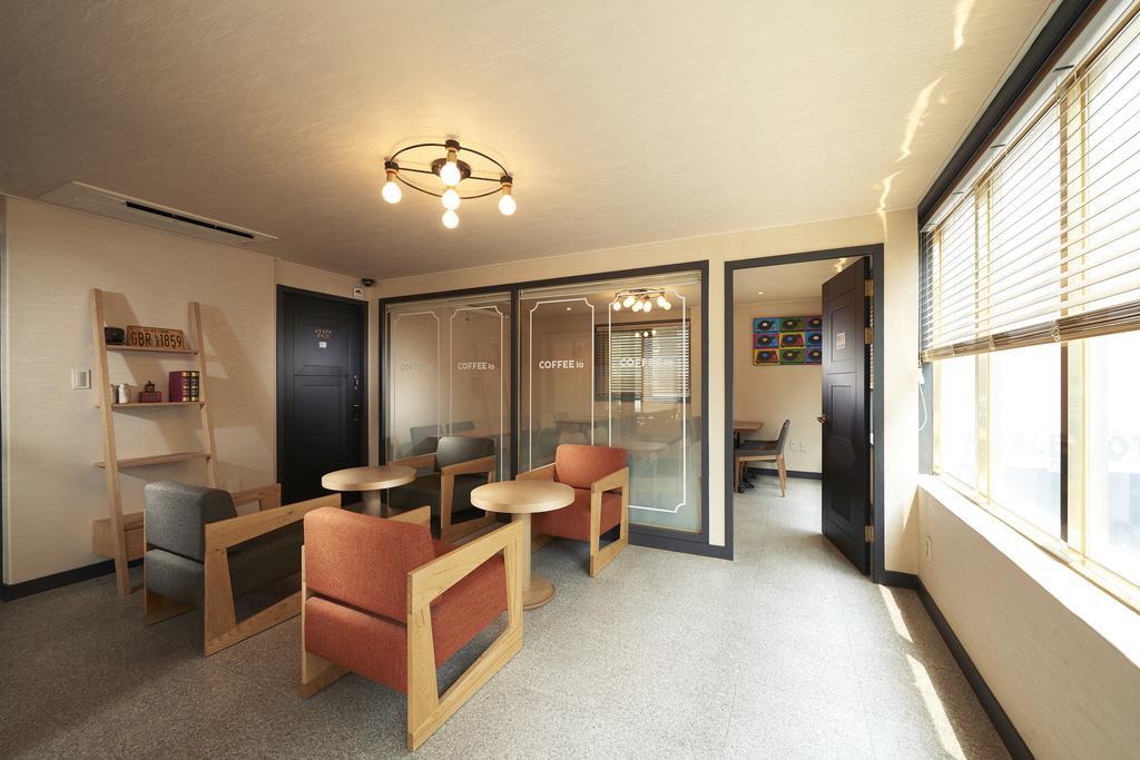 Hotel Noble 2*