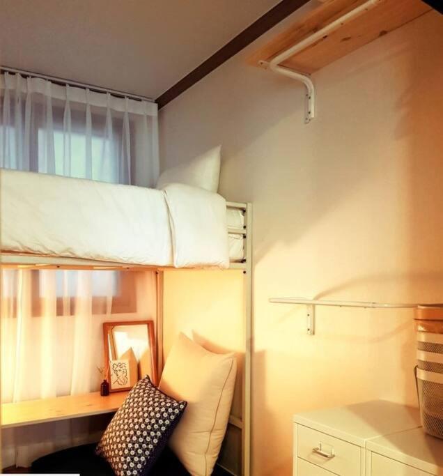3 rooms for rent near mapo-gu office station, mapo-gu, seoul Seoul