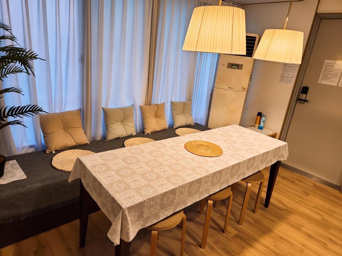 3 rooms for rent near mapo-gu office station, mapo-gu, seoul Seoul
