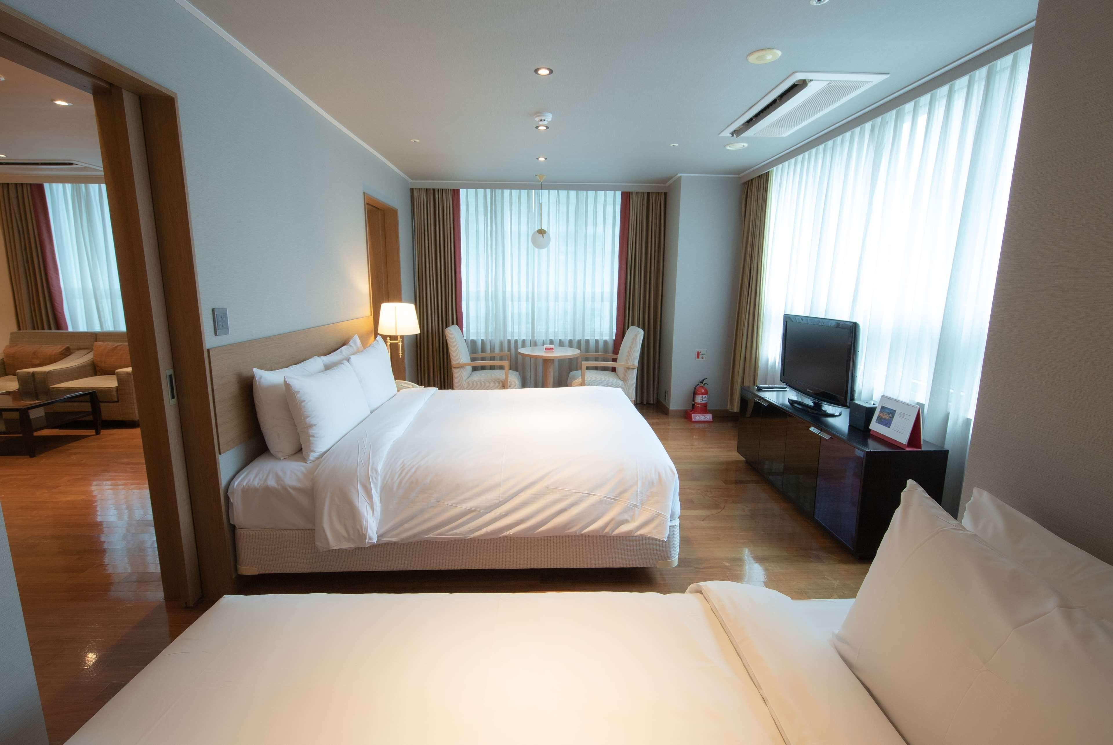 Ramada And Namdaemun Hotel Seoul