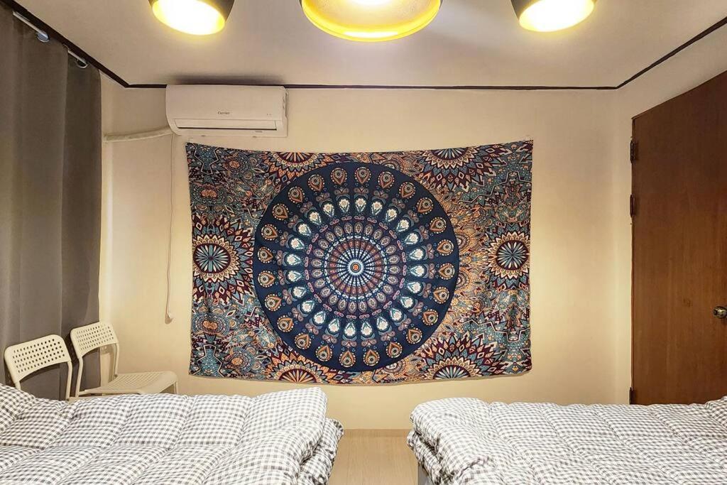 White Linen House C-2 Hongdae * Seoul