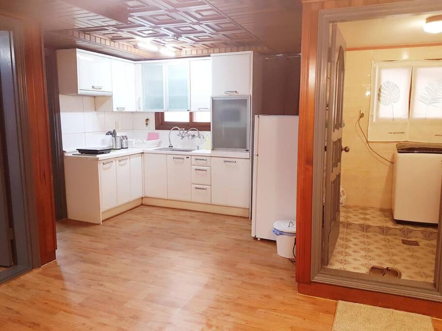 Apartment The Art House Hongdae New M-1 Apt 5beds Seoul