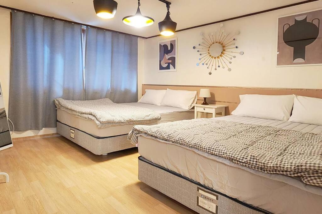Apartment White Linen House C-2 Hongdae Seoul
