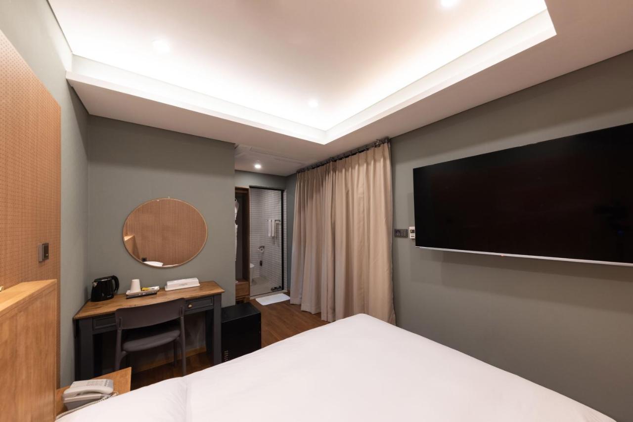 Ara Hotel
