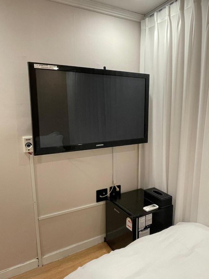 Ssh Lk Hostel