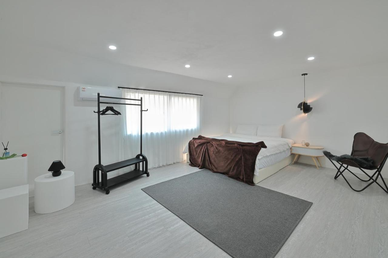Guest house 3room+2bath Hongdae 165sqm Seoul