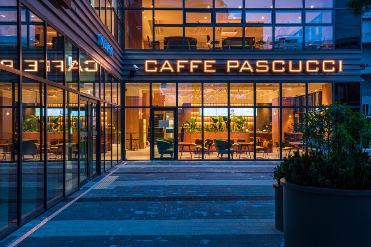 Sollago Myeongdong & 4* Seoul
