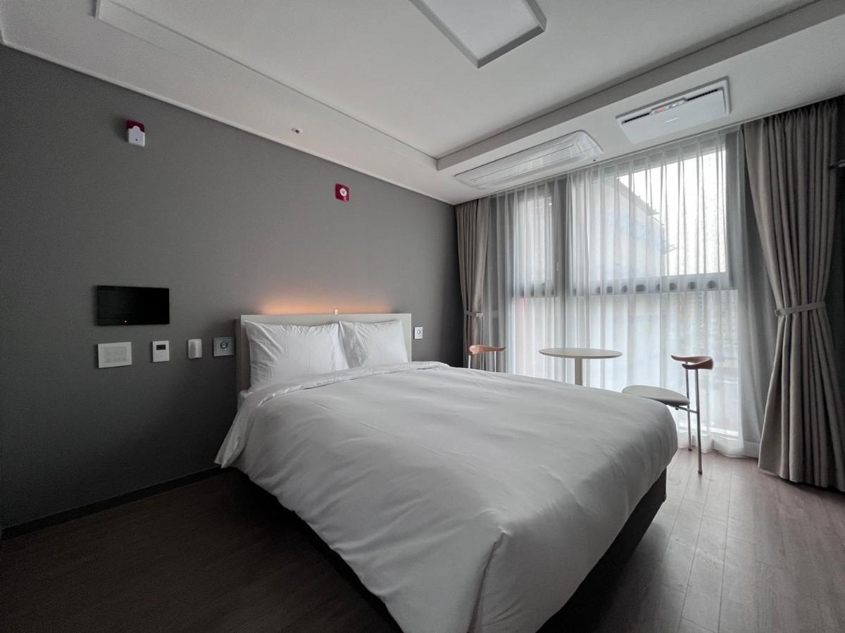 Sollago Myeongdong &