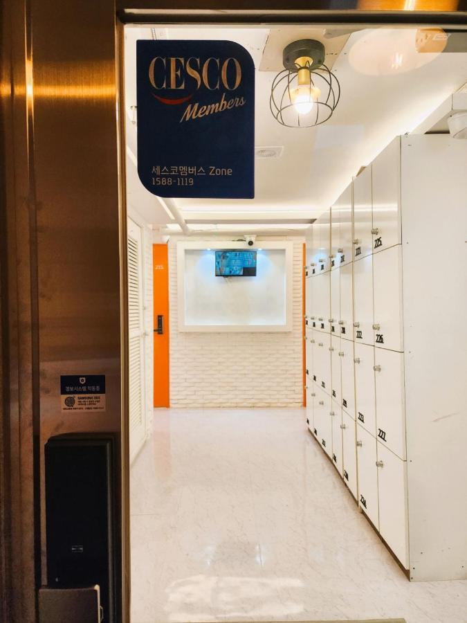 Oreum Myeongdong - Female Only Guest house Seoul