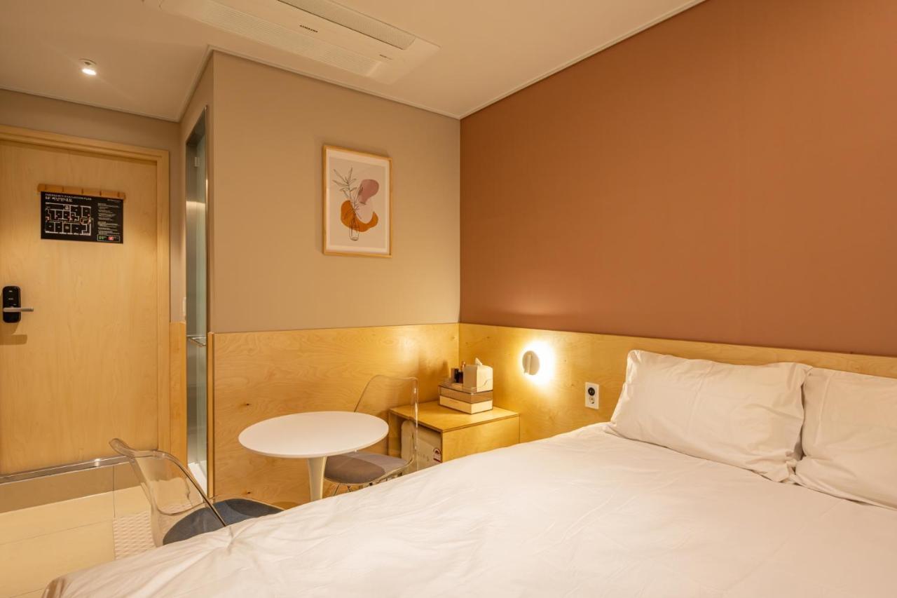 Hithere Myeongdong Hostel