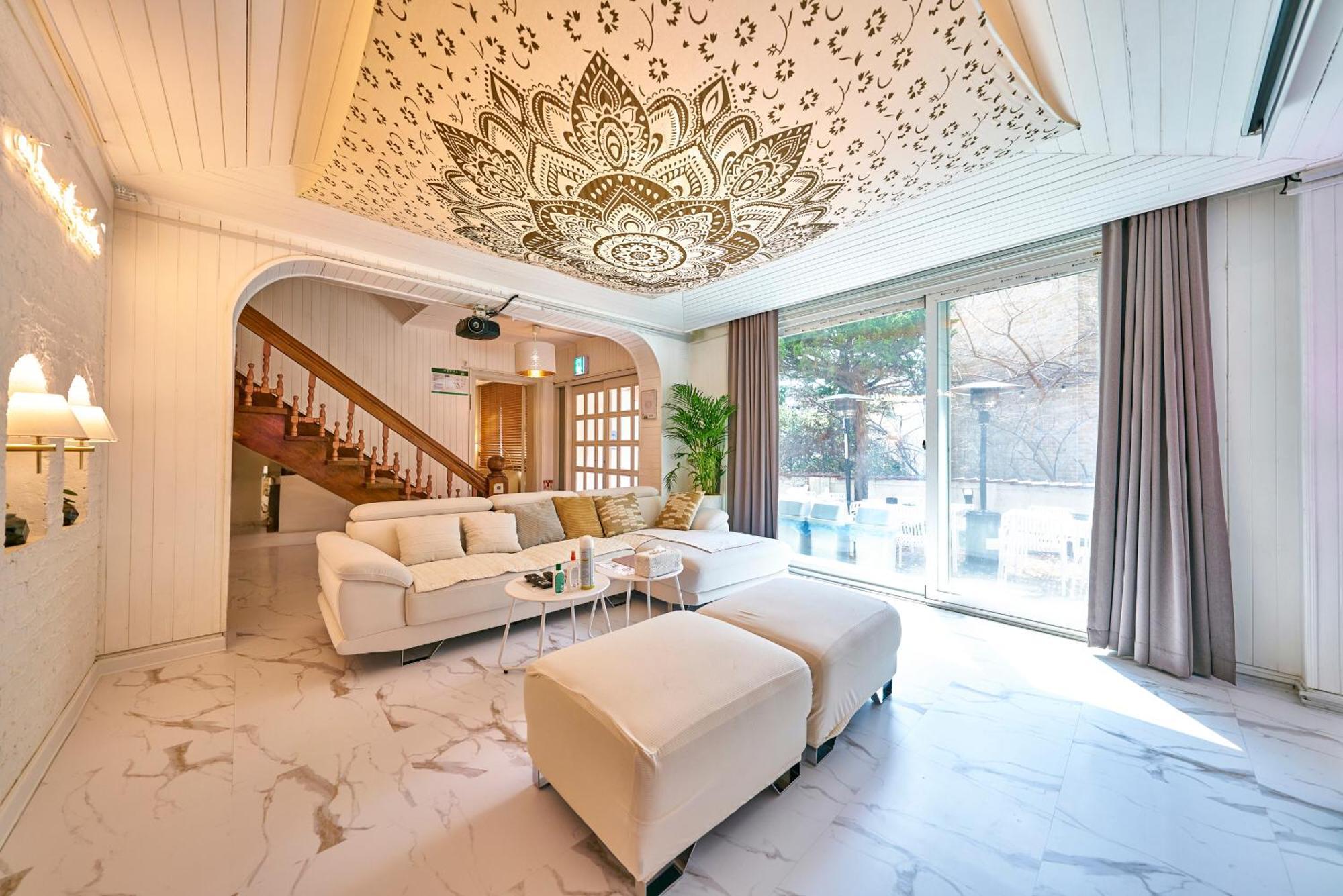 Sg Tailored Service Near Metro Holiday home