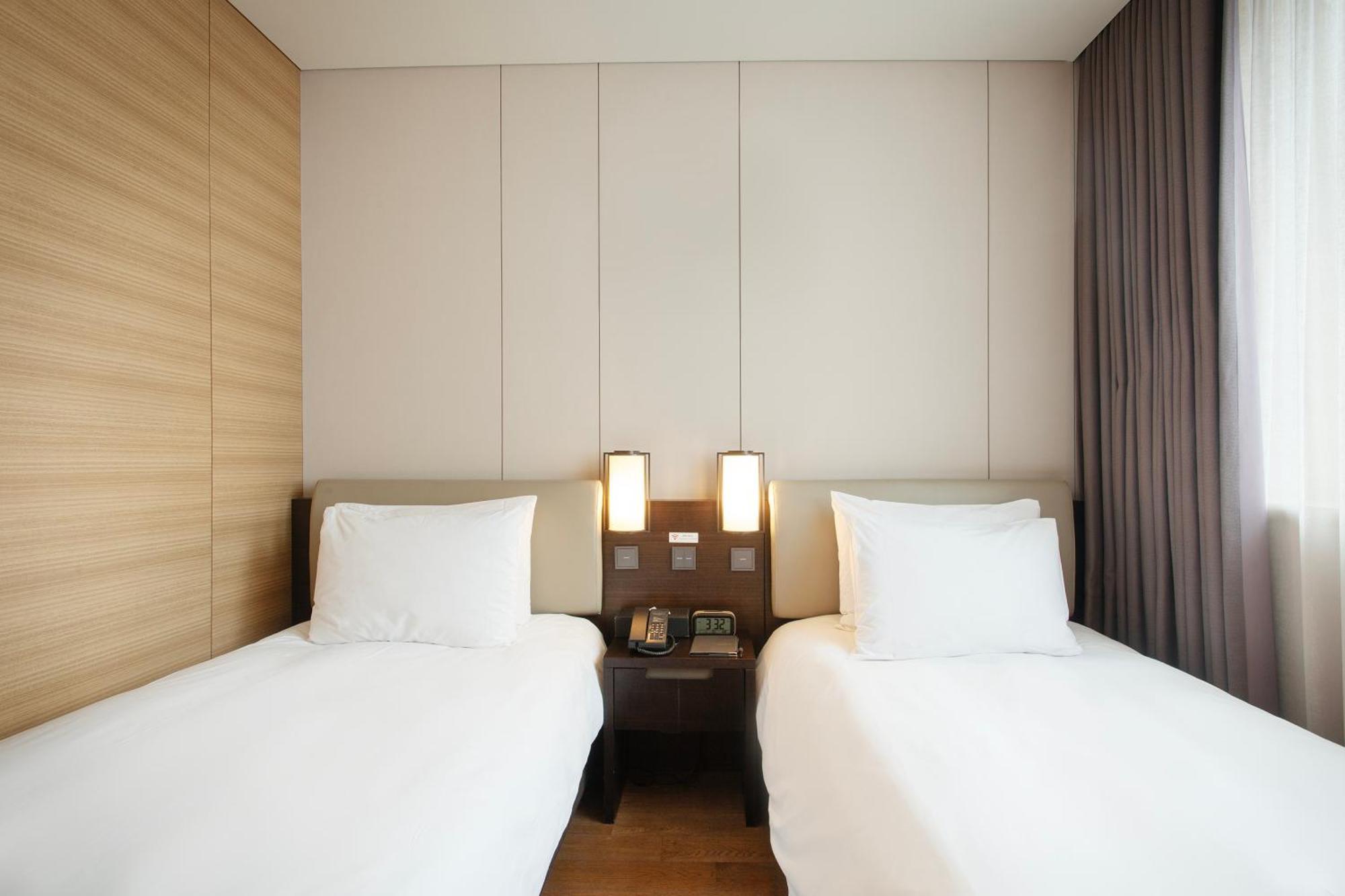 Hotel Crown Park Myeongdong