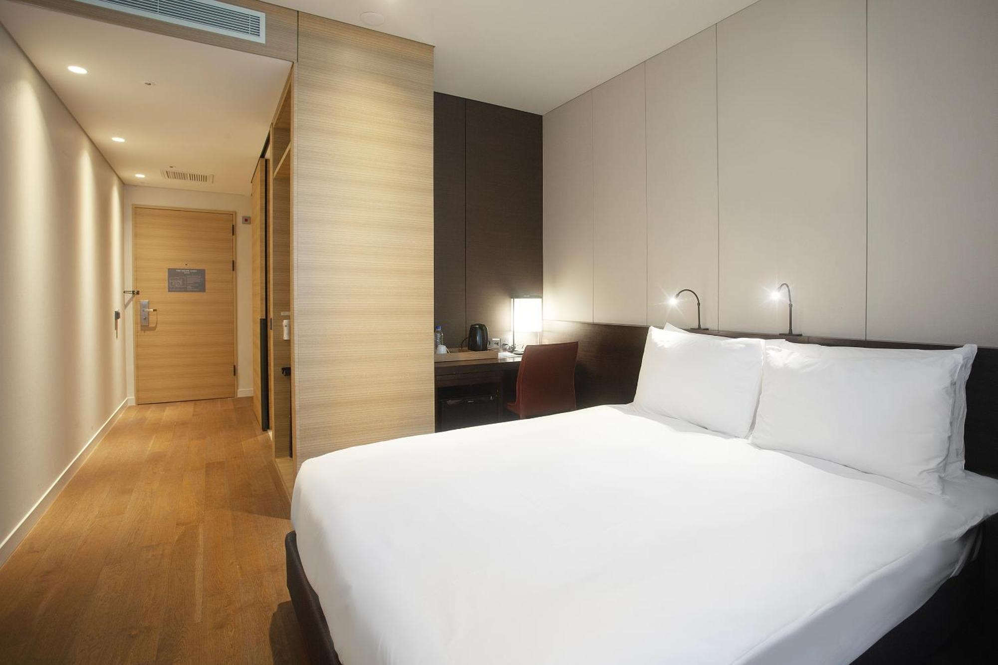 Crown Park Myeongdong Hotel Seoul