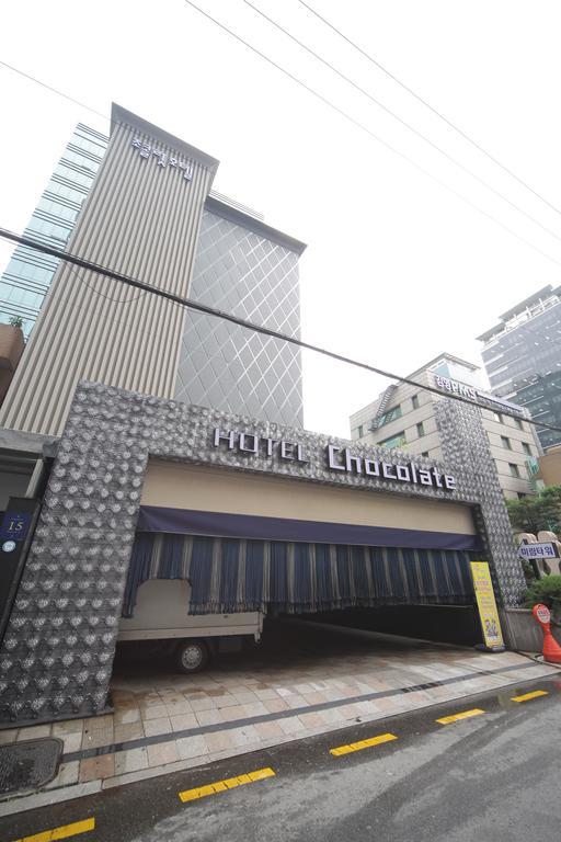 Motel Gangnam Chocolate