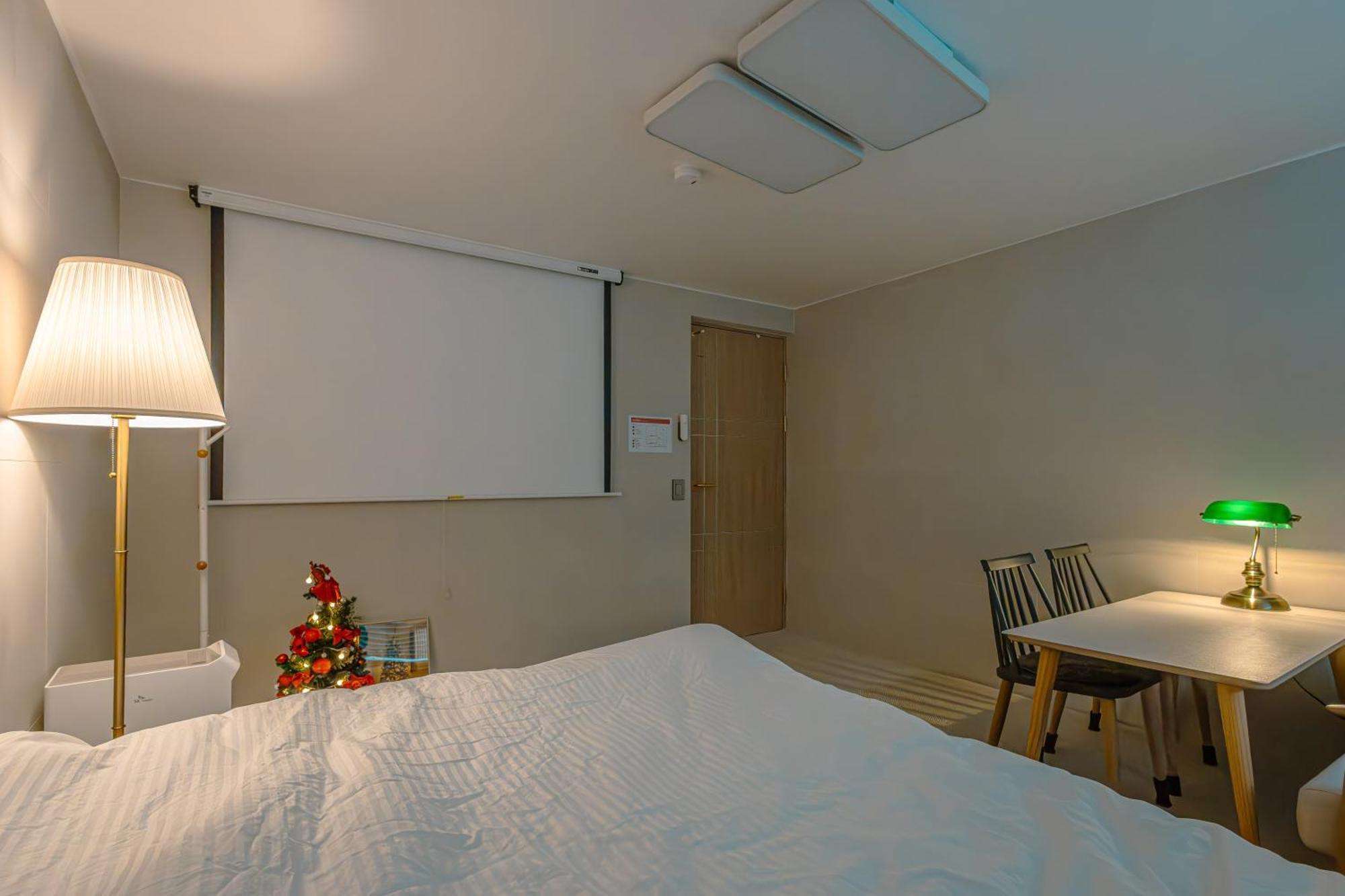 Marie's House 102 Hongdae Guest house Seoul